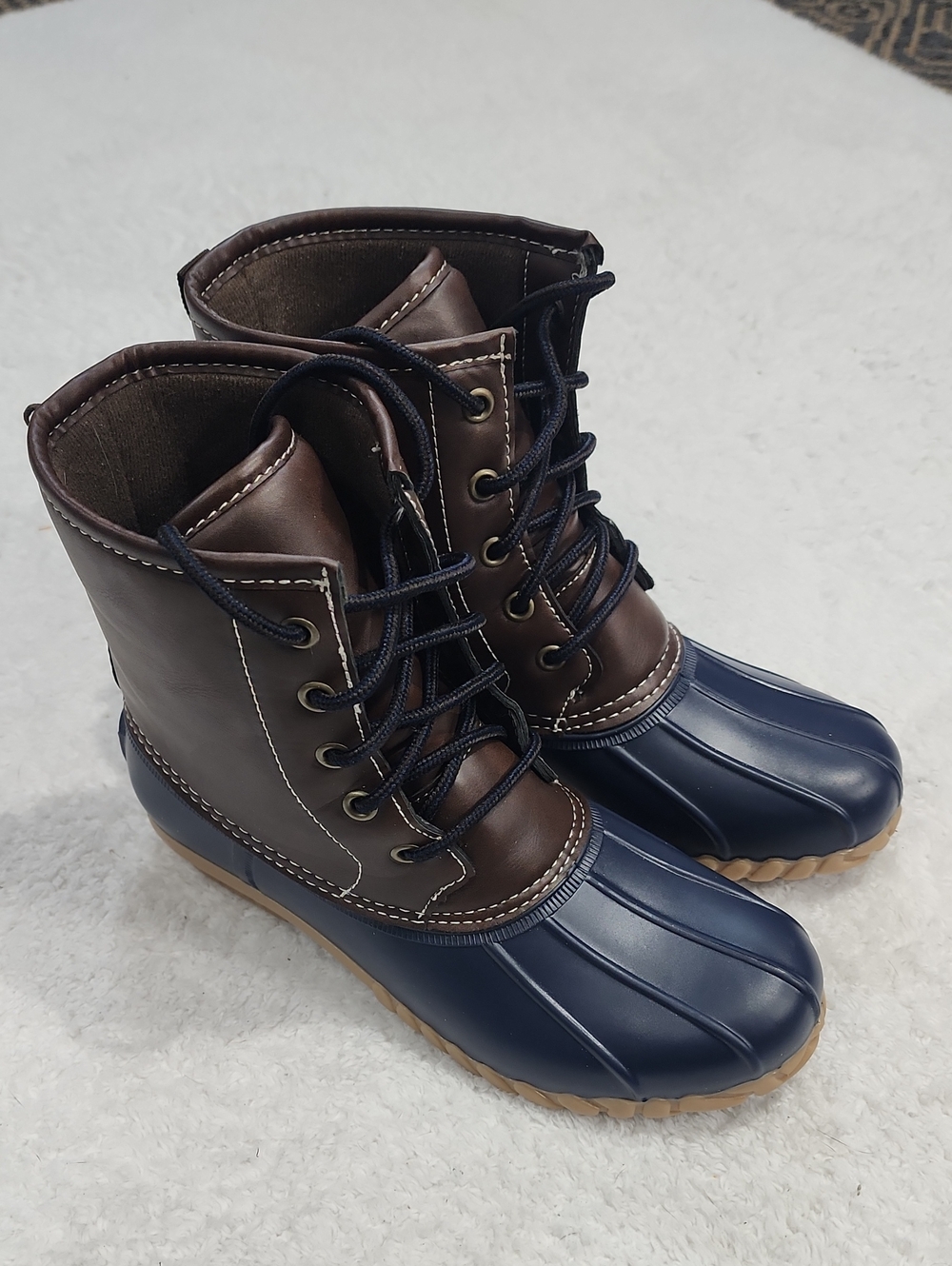 St. John's Bay Rolands Navy Brown Women's Duck Boots Like New